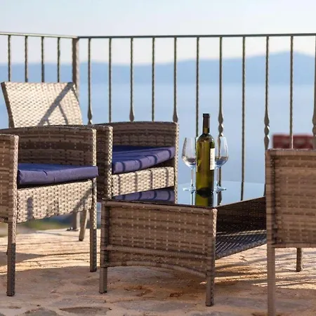 Elegant In With Private Pool And Sea View Willa