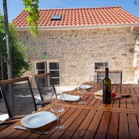 Elegant In With Private Pool And Sea View *