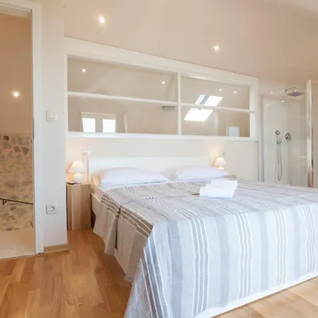 Вілла Elegant In With Private Pool And Sea View