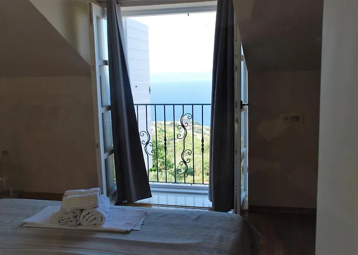 Elegant In With Private Pool And Sea View *
